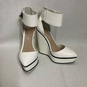 Aldo White Trimmed in Blue